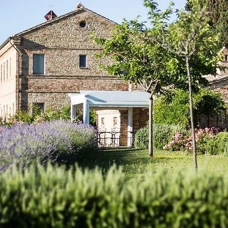Pamperduto Country * Porto Potenza Picena