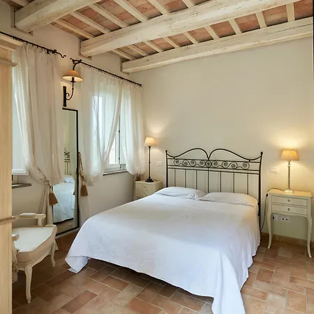 Pamperduto Country * Porto Potenza Picena